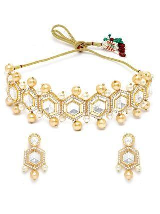 Karatcart Golden Pearl Studded Polki Kundan Choker Necklace Set for Women